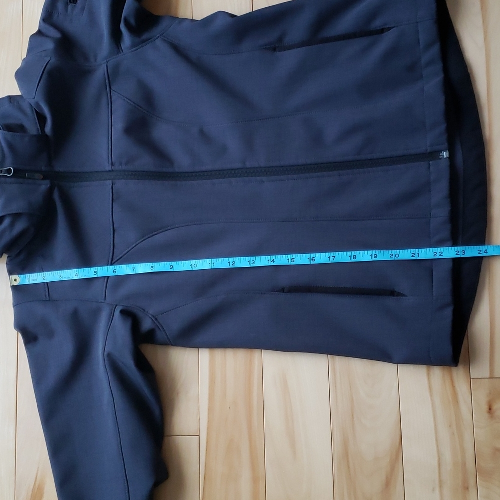 AVIA windproof shell jacket - Picture 11 of 12